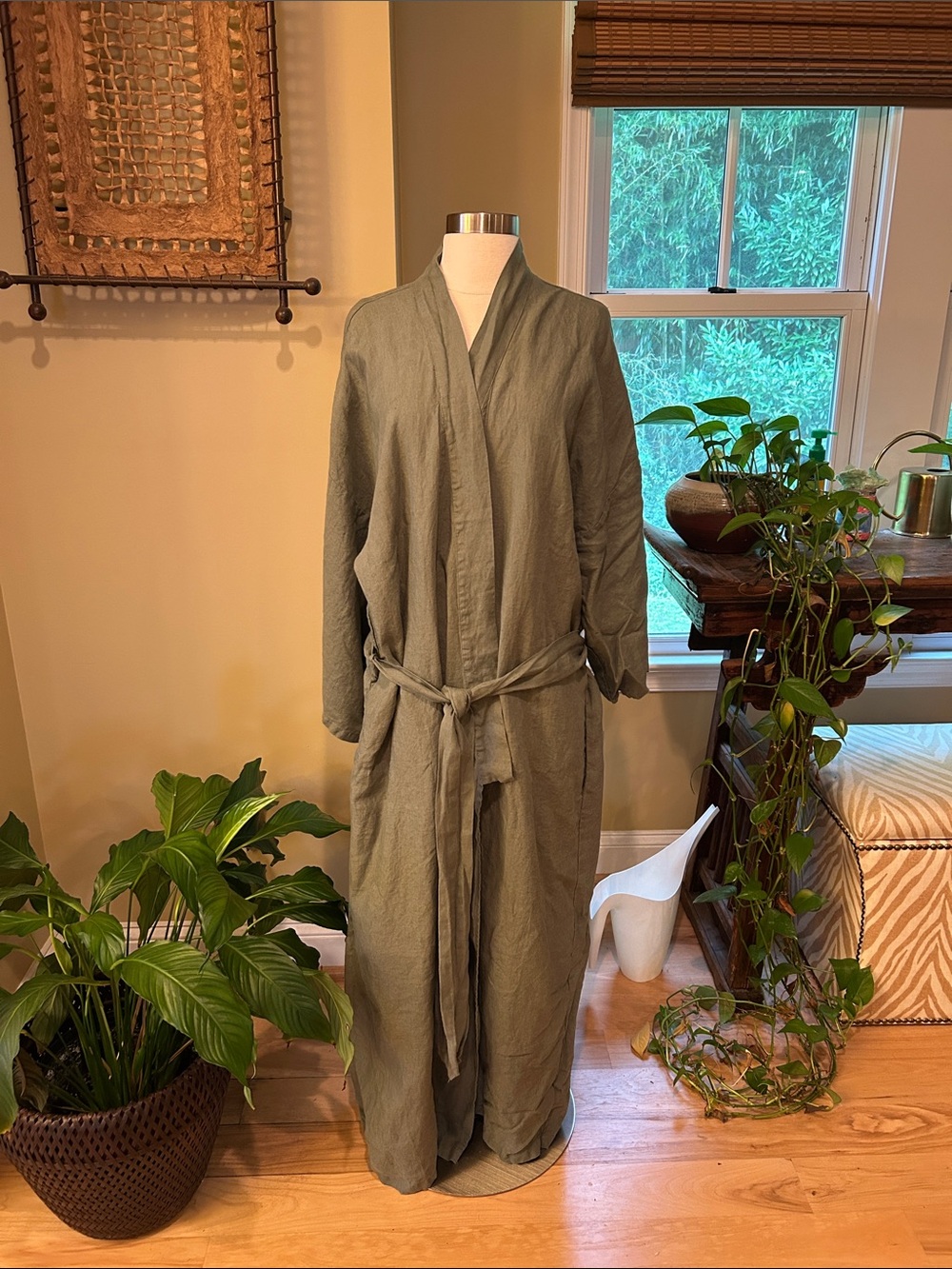 Sunday Morning Sai Full Length 100% French Linen Robe Olive OS - Picture 5 of 9